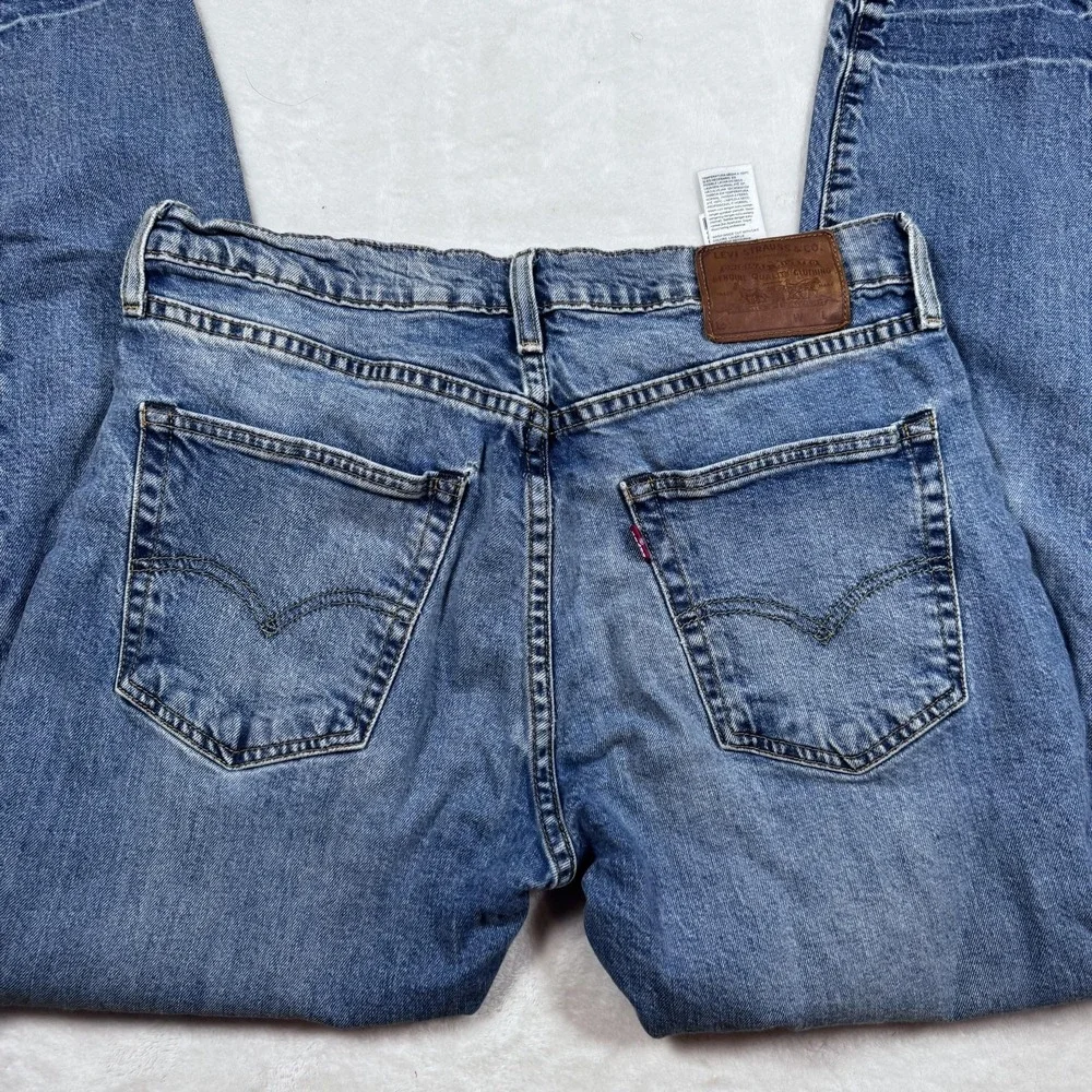 Levi's‎ Premium Jeans Mens 34x29 Blue Medium Wash Straight Leg Denim Distressed